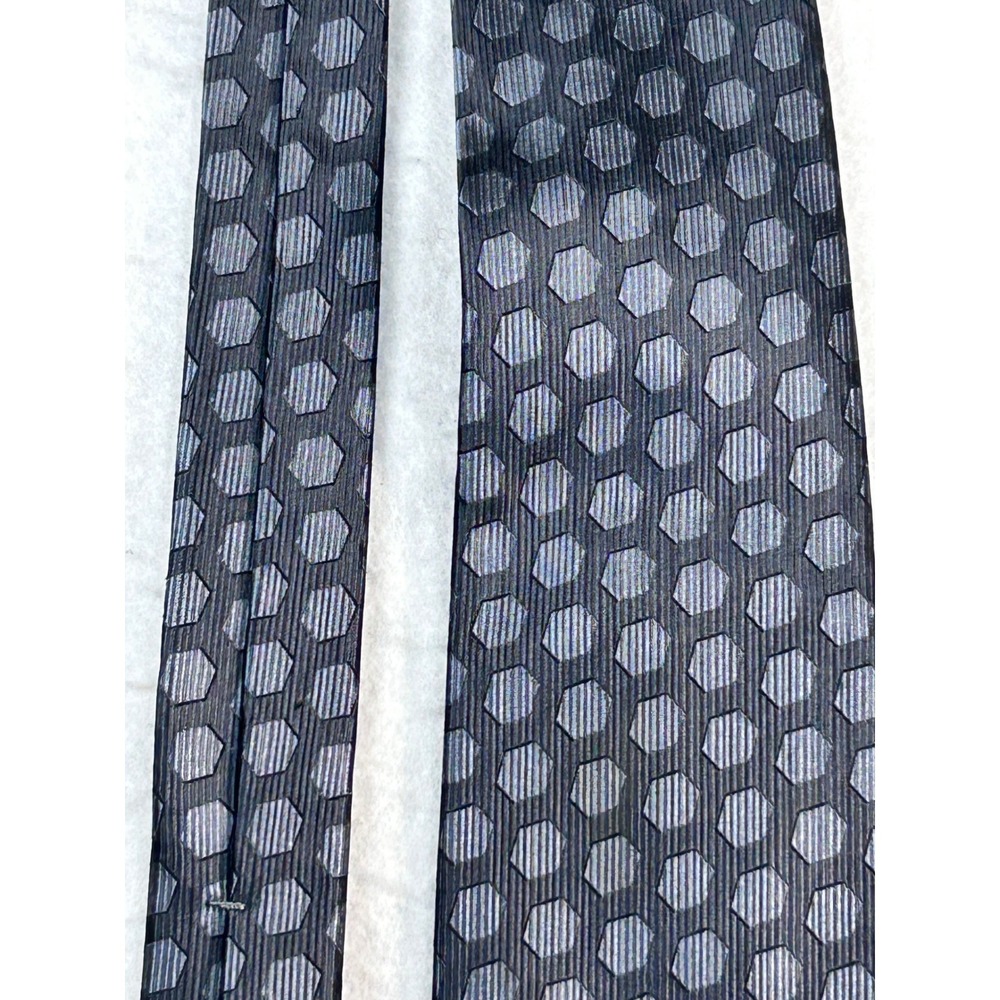 Gianfranco Ferre Mens Silk Tie Grey Black Geometric Hexagon Honeycomb Italy